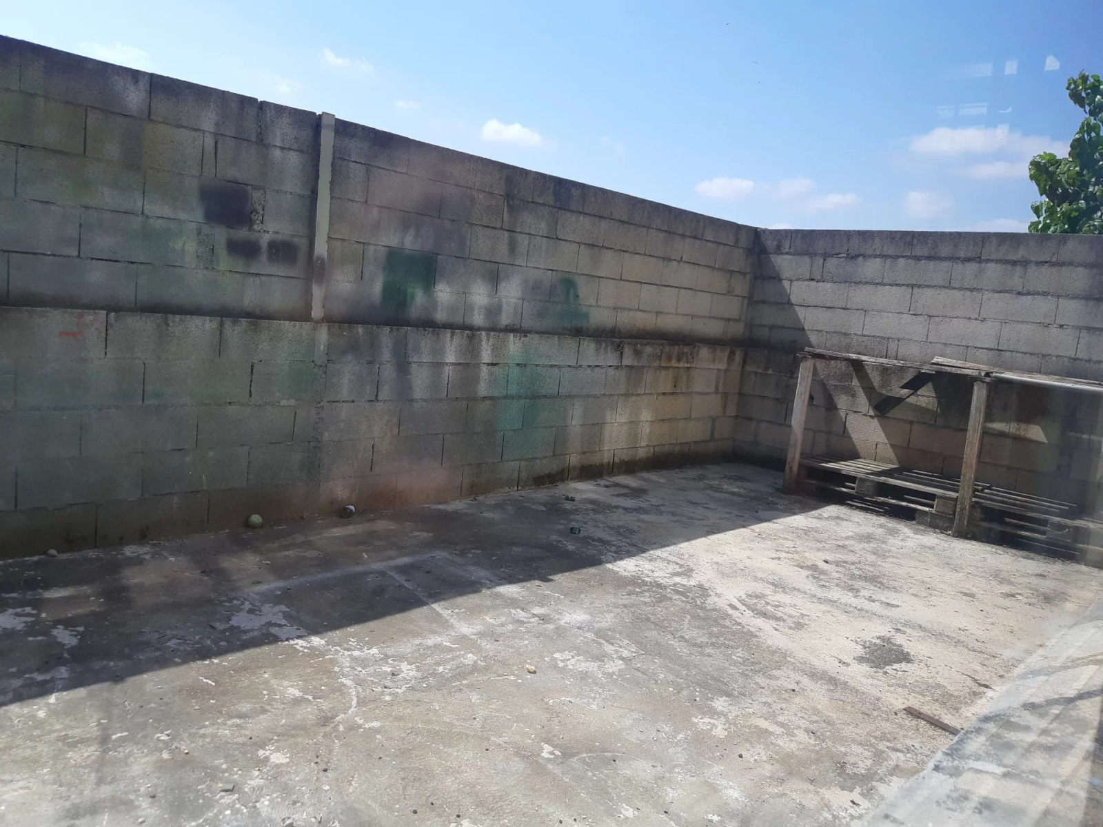 Image_, Local commercial, Ganges, ref :G158/11
