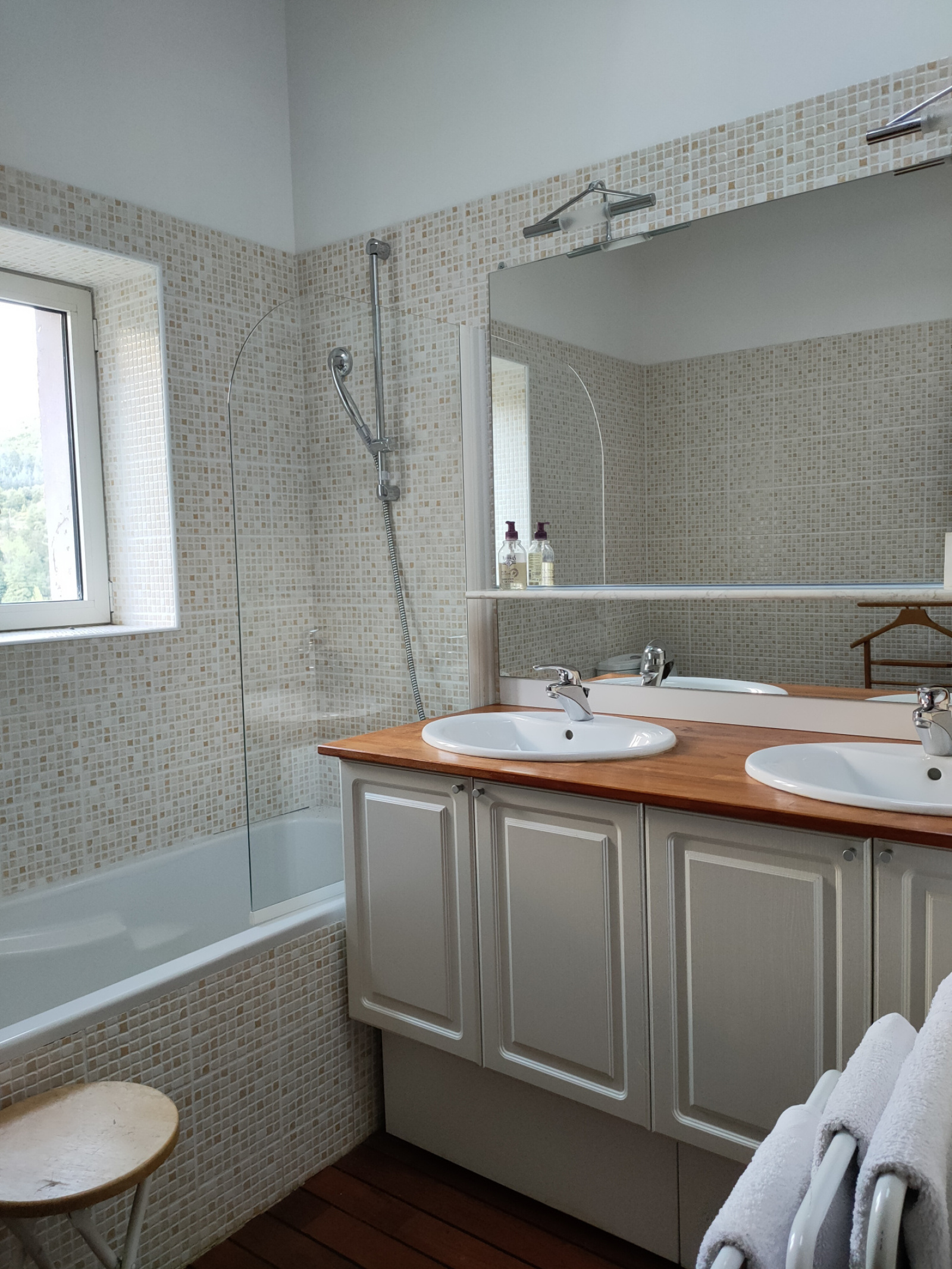Image_, Appartement, Bez-et-Esparon, ref :LV0003