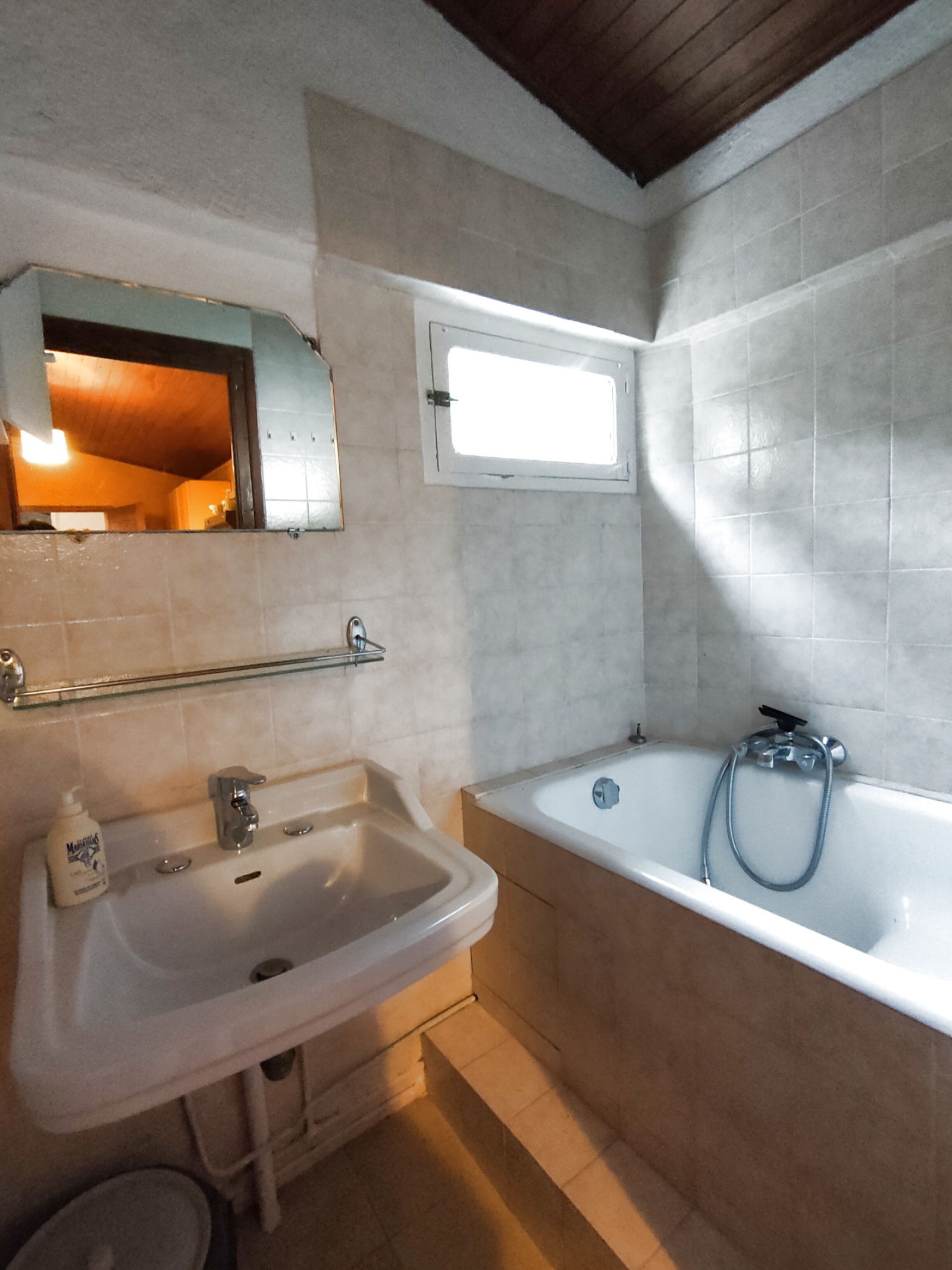 Image_, Appartement, Bez-et-Esparon, ref :LV0003